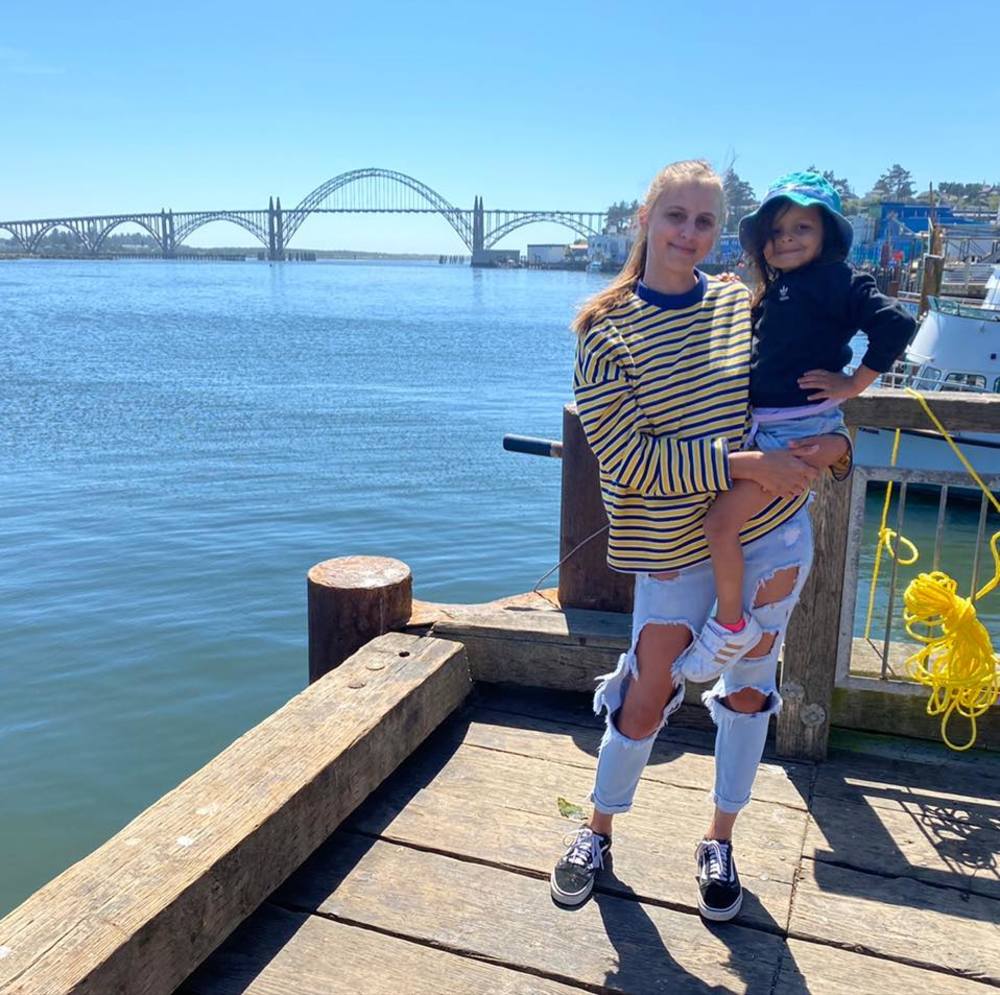 Meet your Posher, Caroline